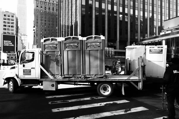 Best High-end porta potty rental  in Woodridge, IL